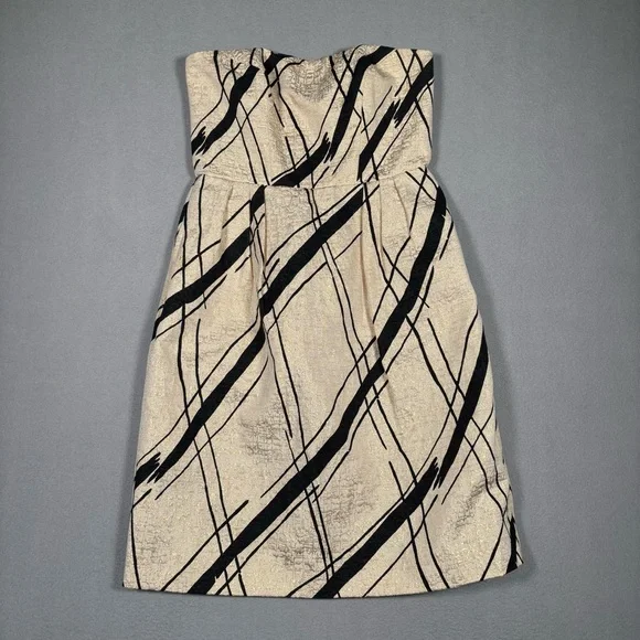 Anthropologie Girls from Savoy Dashed Gilt Brocade Dress Women’s 6 Metallic Gold - Picture 2 of 12